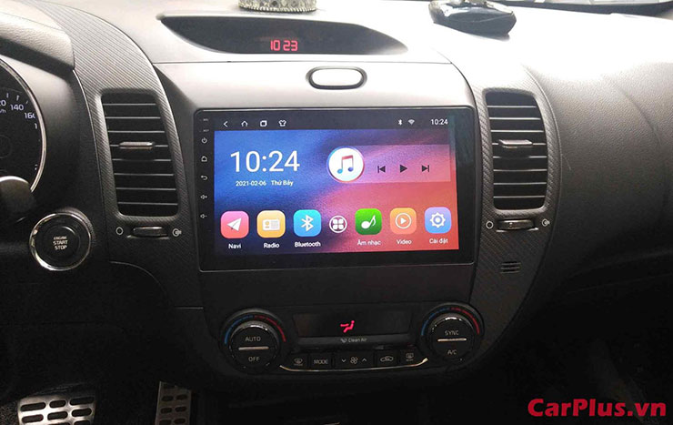 Kia Cerato sau khi lắp màn hình Android ô tô thông minh tại Carplus.vn